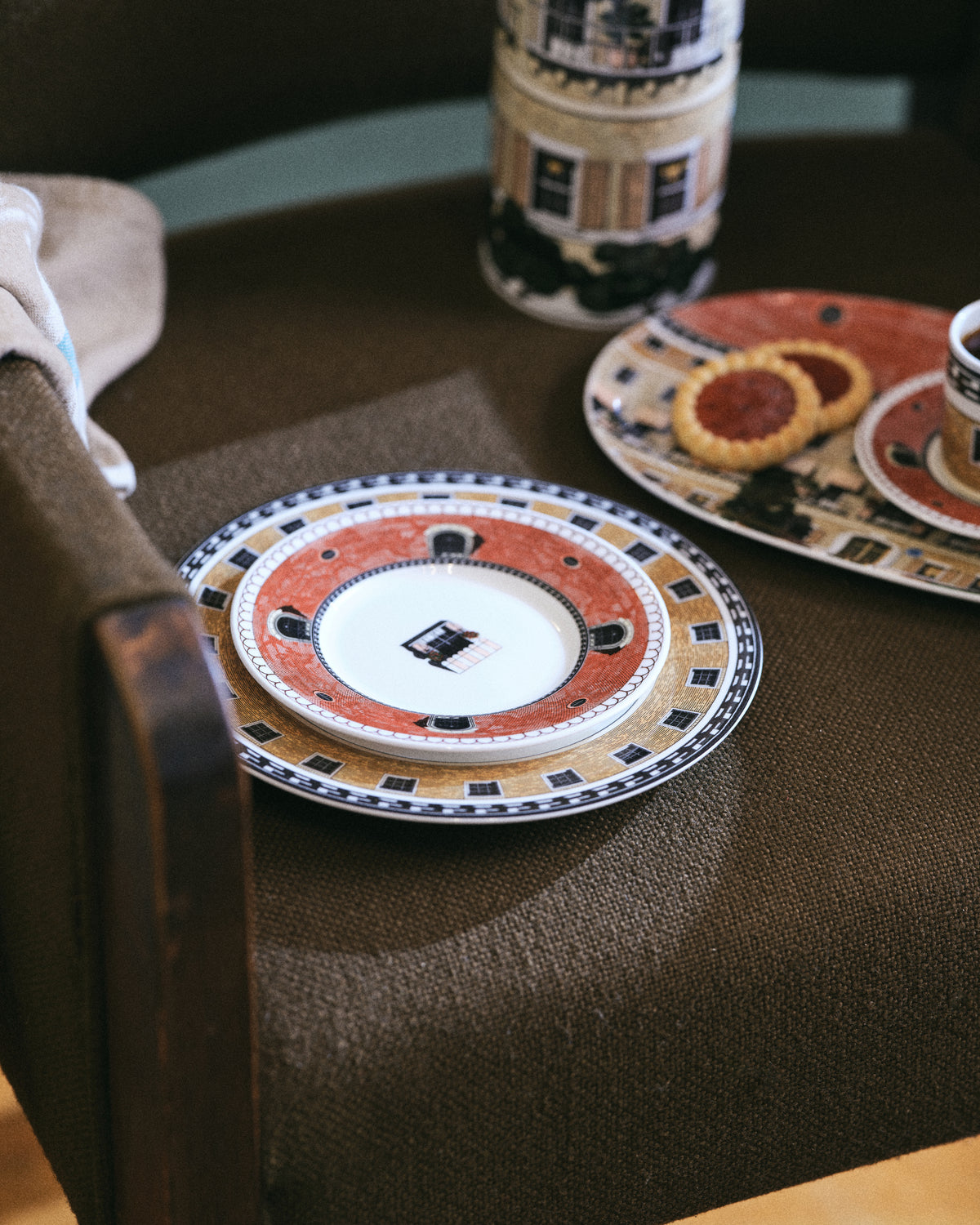 Hôtel Fantôme - Oval Tray