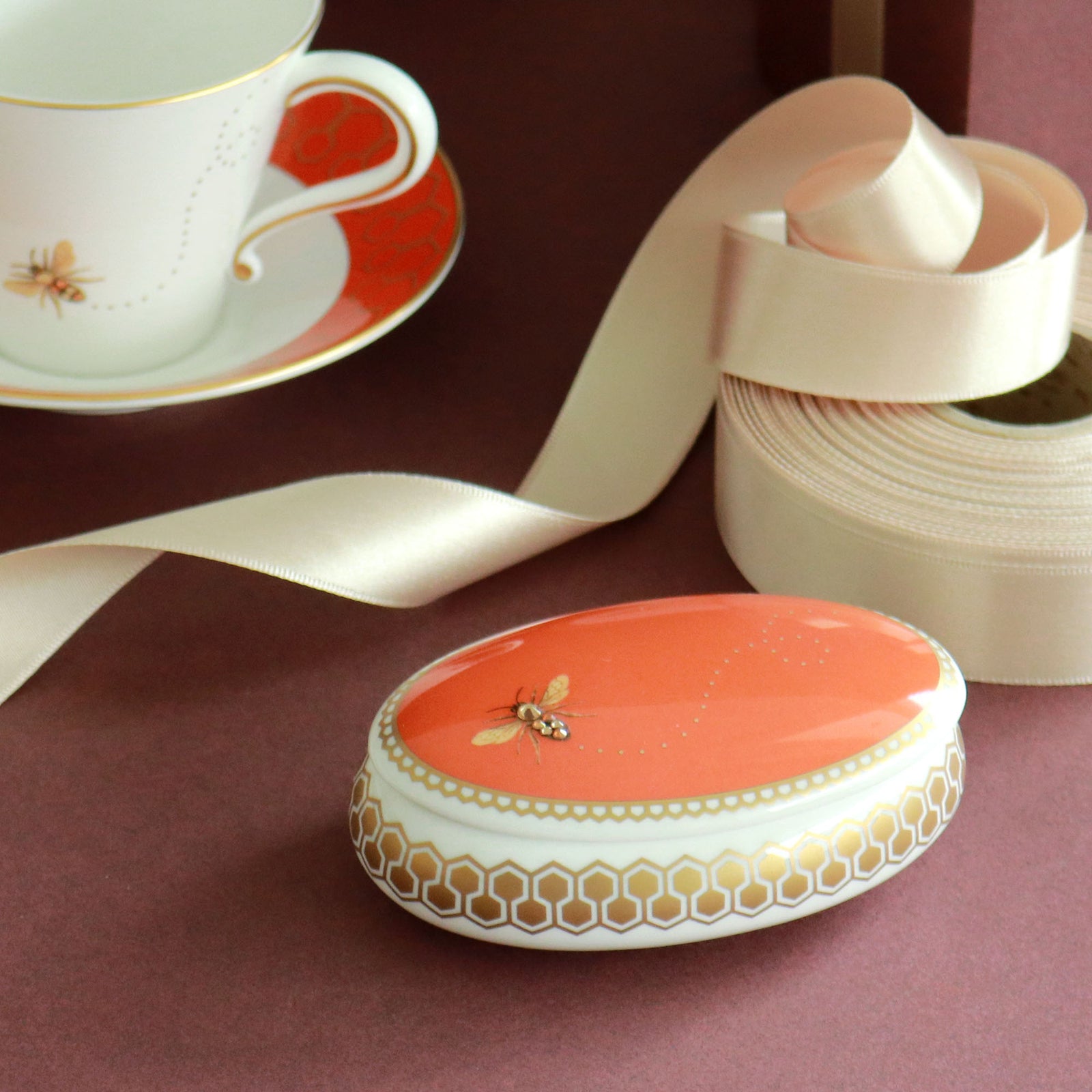 Prouna My Honeybee Jewelry Box Open White Background Photo