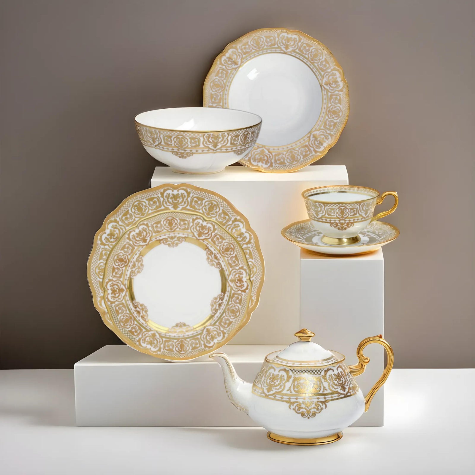 Prouna Carlsbad Queen White Creamer White Background Photo