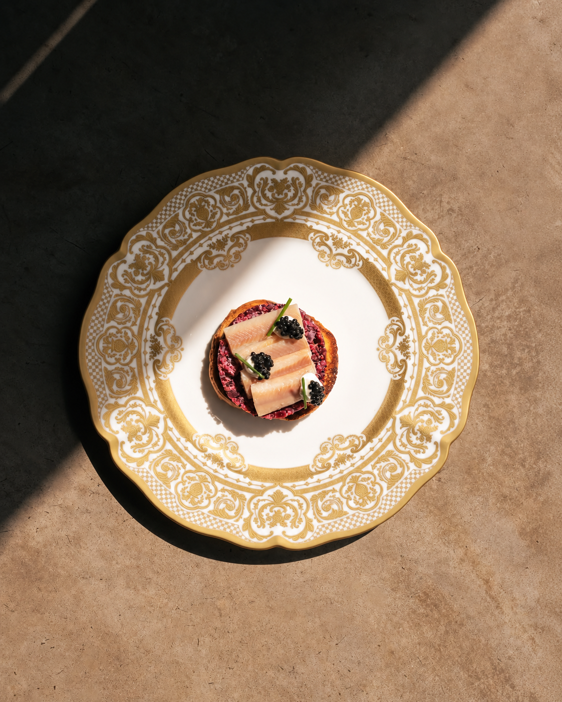 Prouna Carlsbad Queen White Dinner Plate White Background Photo