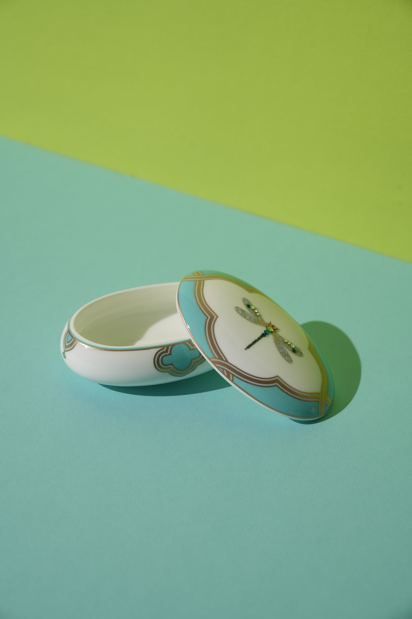 Prouna My Dragonfly Oval Jewelry Box Open White Background Photo