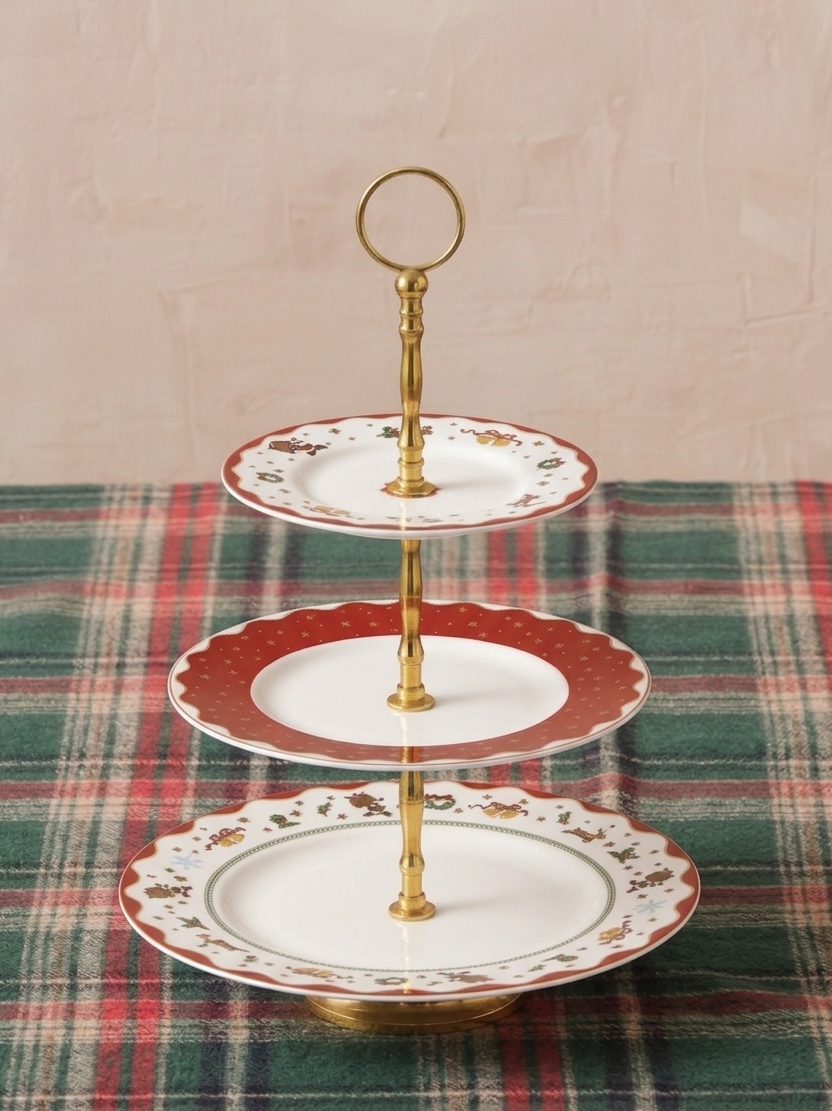 Prouna My Noel 3-Tier Cake Stand White Background Photo