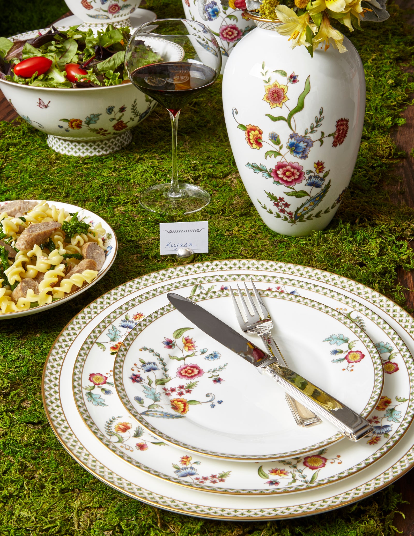 Prouna Gione Charger Plate White Background Photo