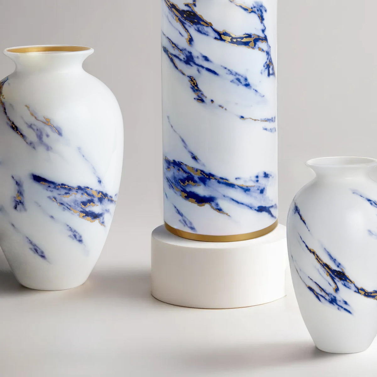Prouna Marble Azure Vases Lifestyle Photo