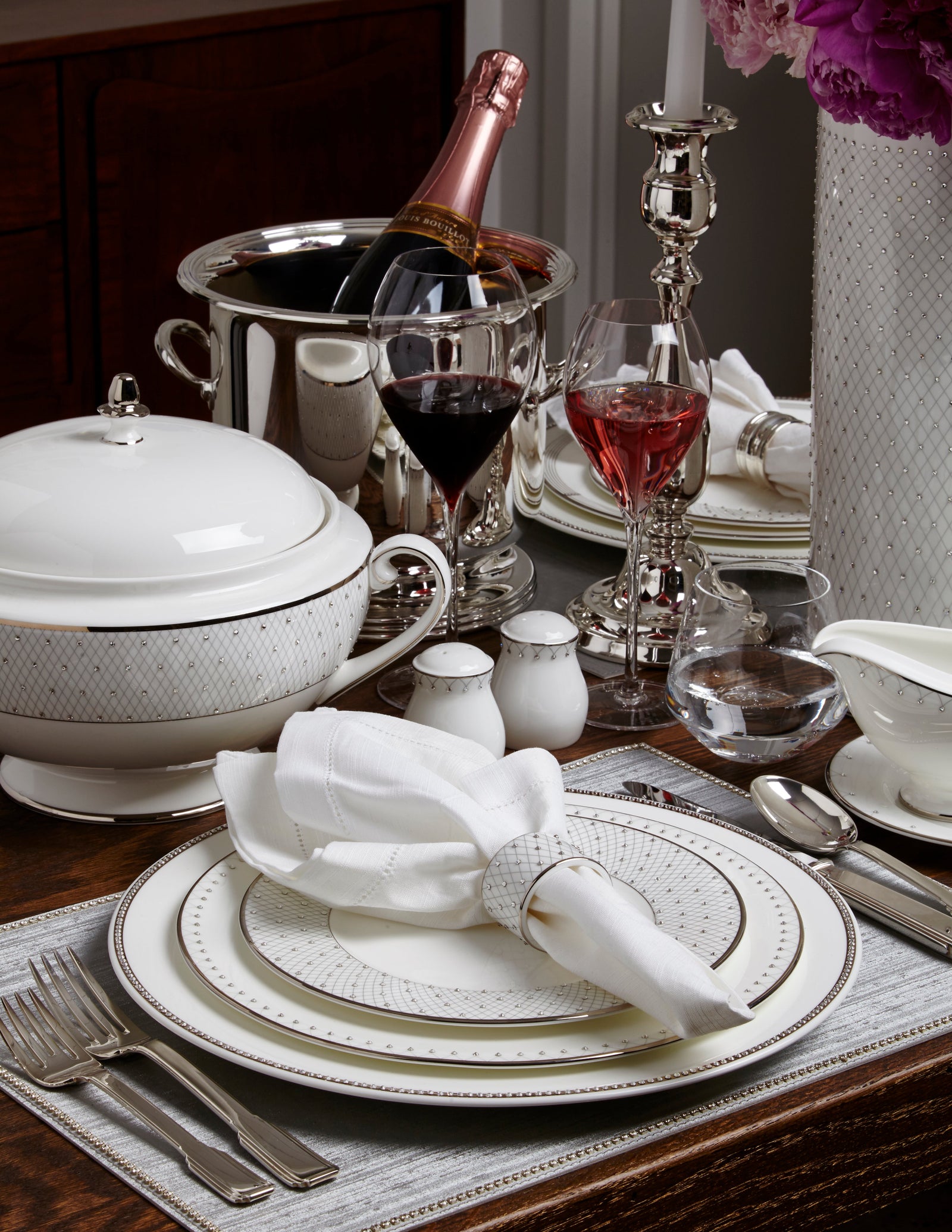 Prouna Princess Platinum Dinner Plate White Background Photo