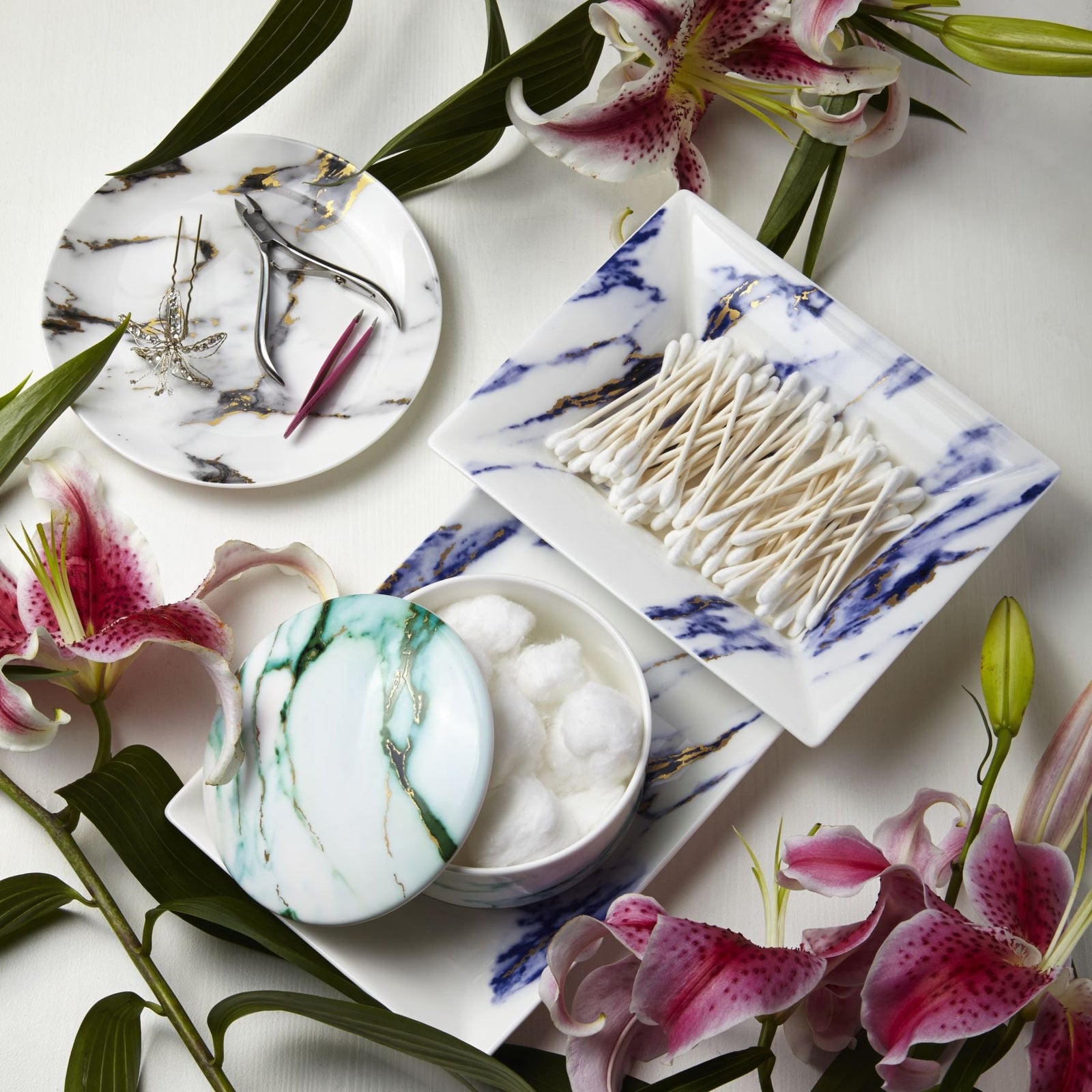 Prouna Marble Azure Vide Poche / Jewelry Tray White Background Photo