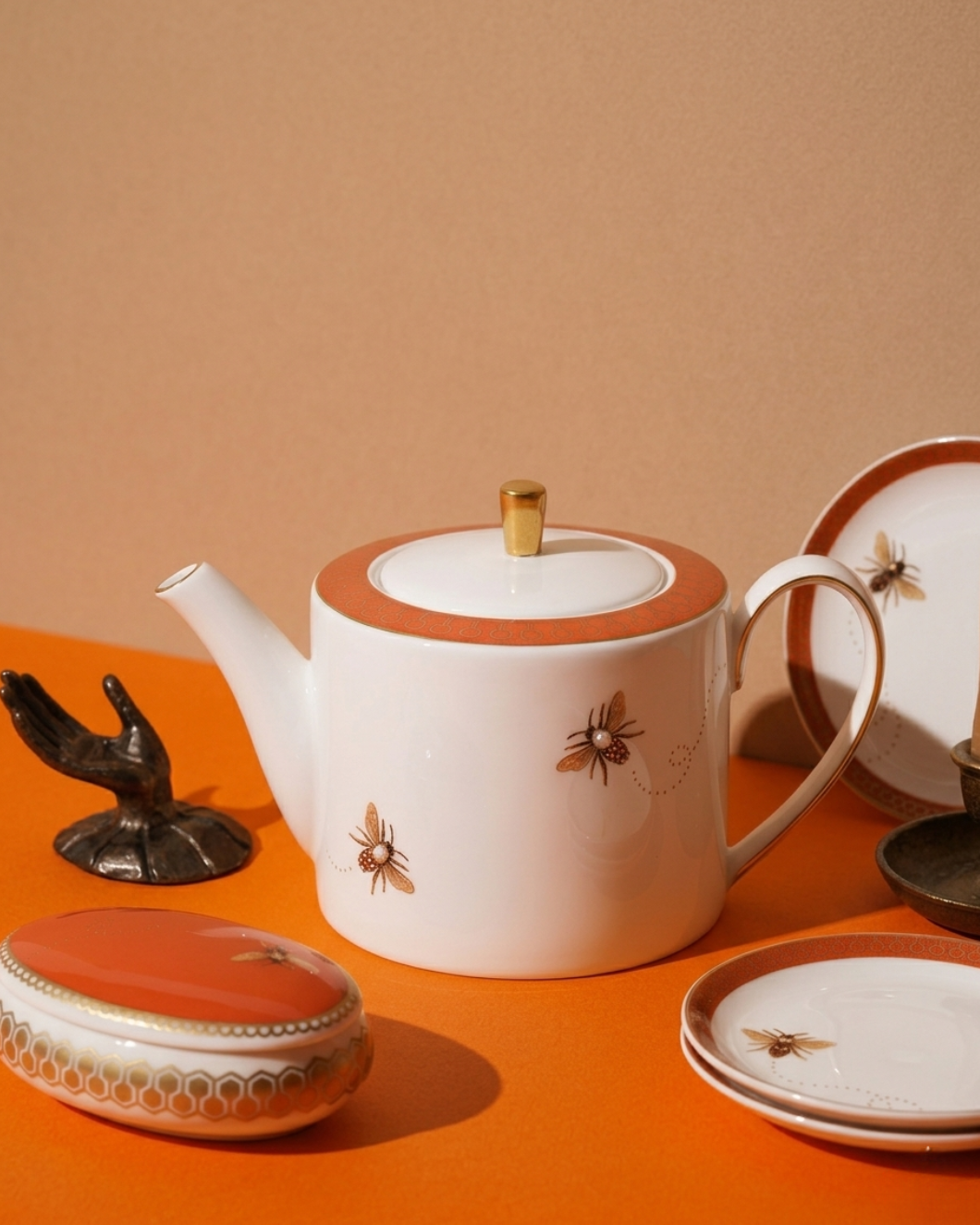 Prouna My Honeybee Teapot White Background Photo
