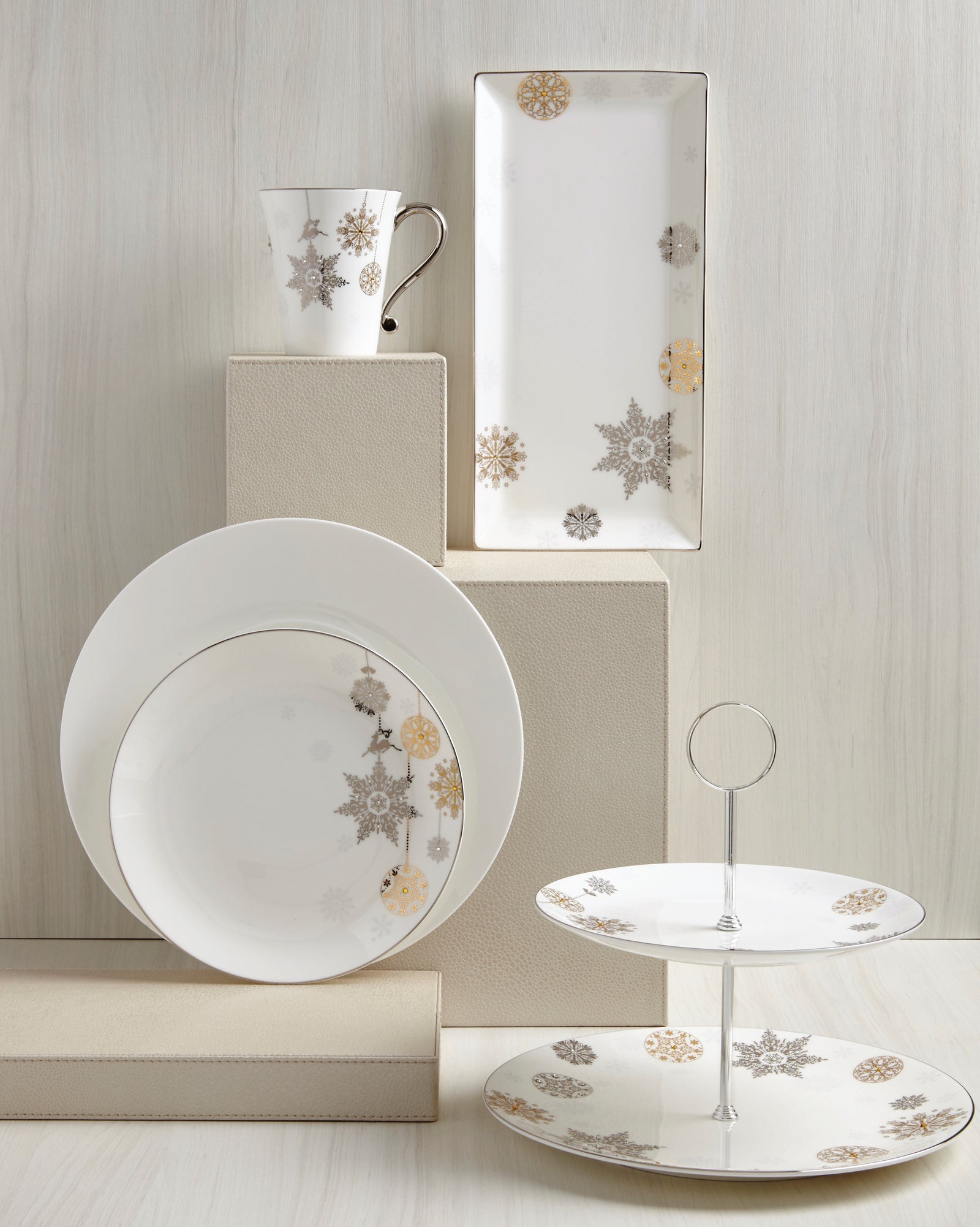 Prouna Winter Crystal Jewelry Box Open White Background Photo