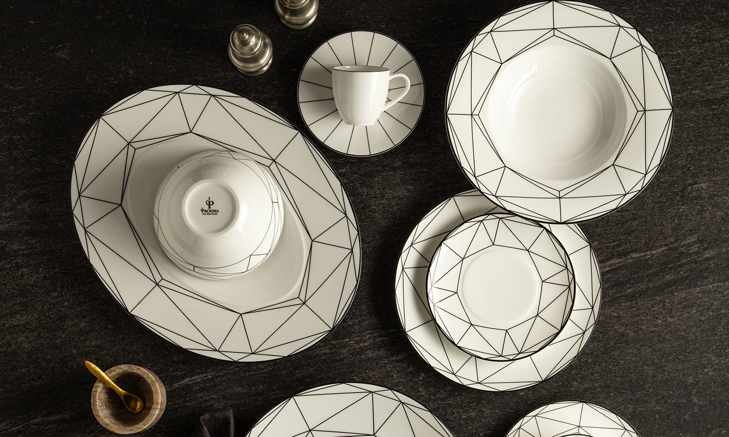 Gem Cut Onyx Header Photo