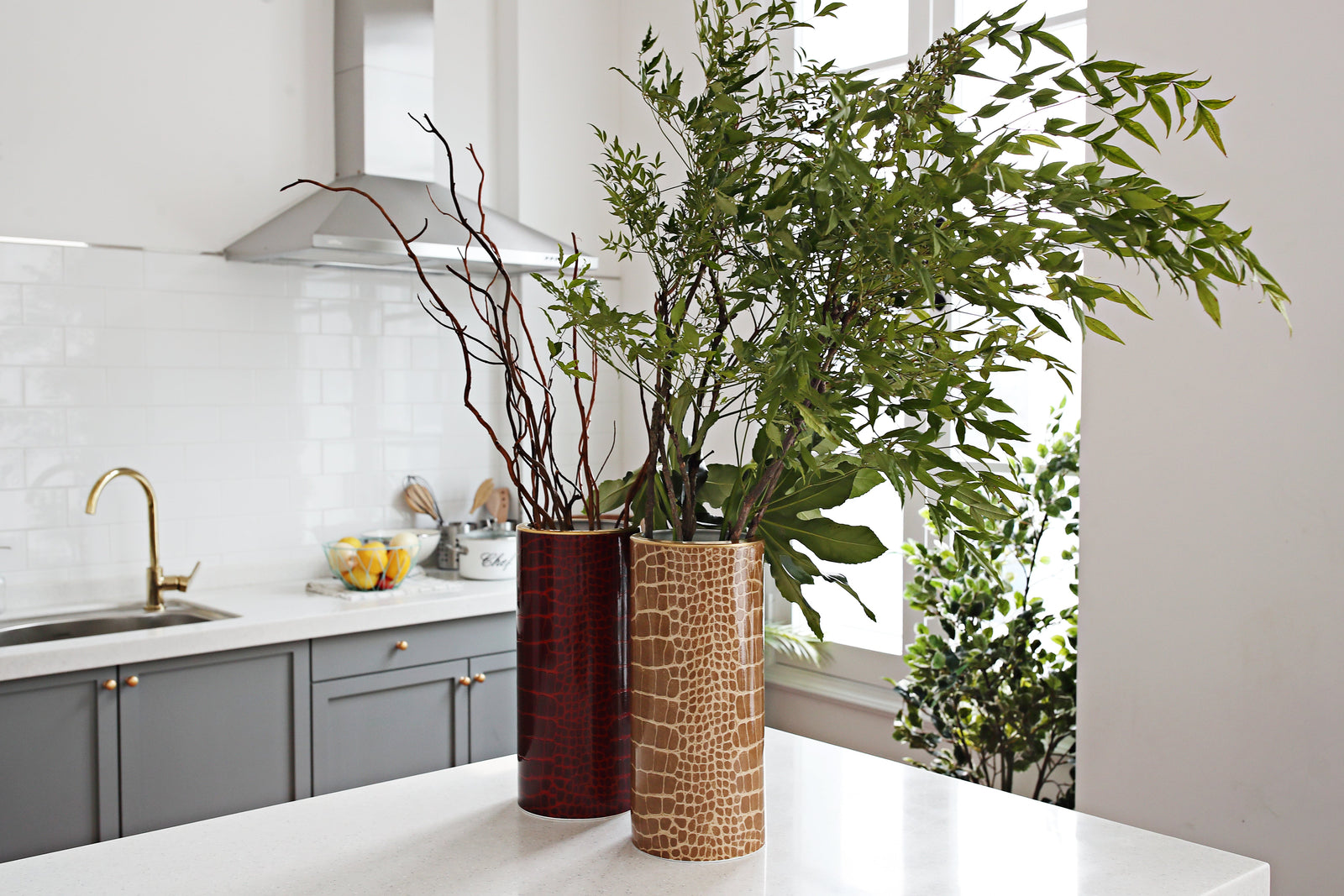 Prouna Alligator Sapphire Tall Vase White Background Photo