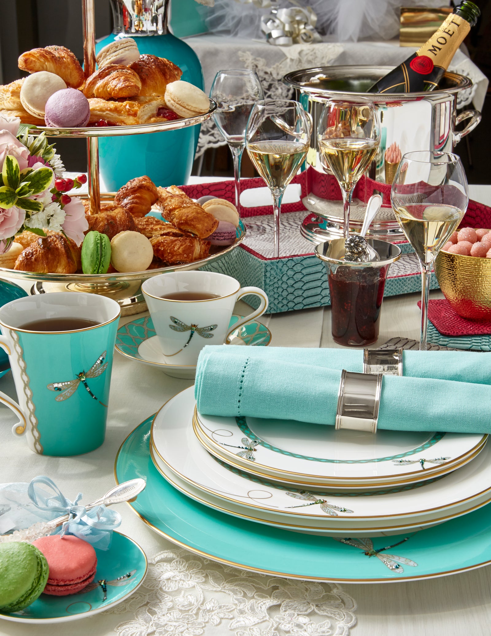 Prouna My Dragonfly 3-Tier Cake Stand White Background Photo