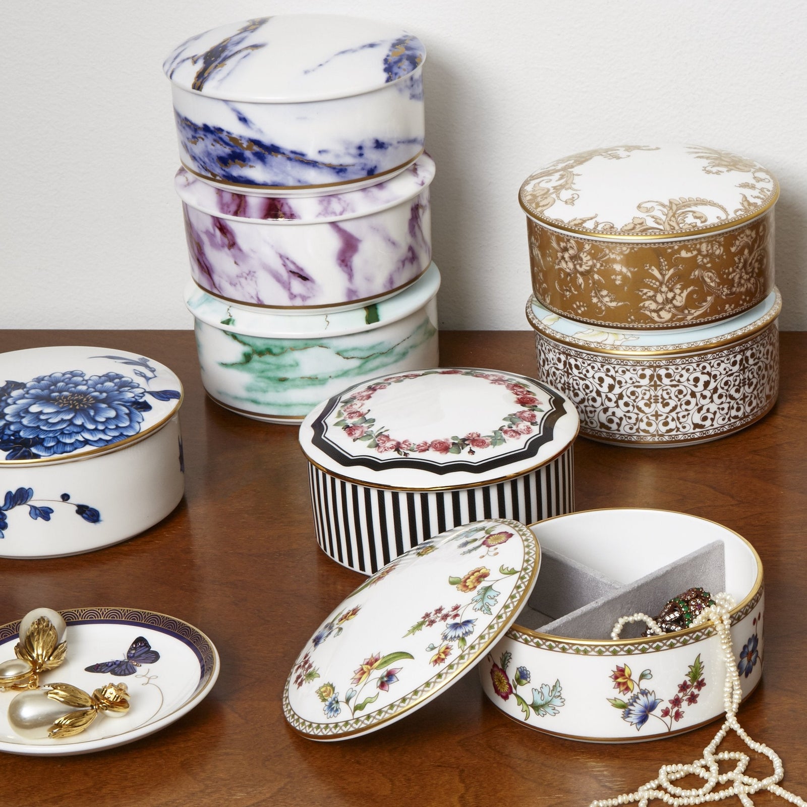 Prouna Jewelry Box Collection Lifestyle Photo