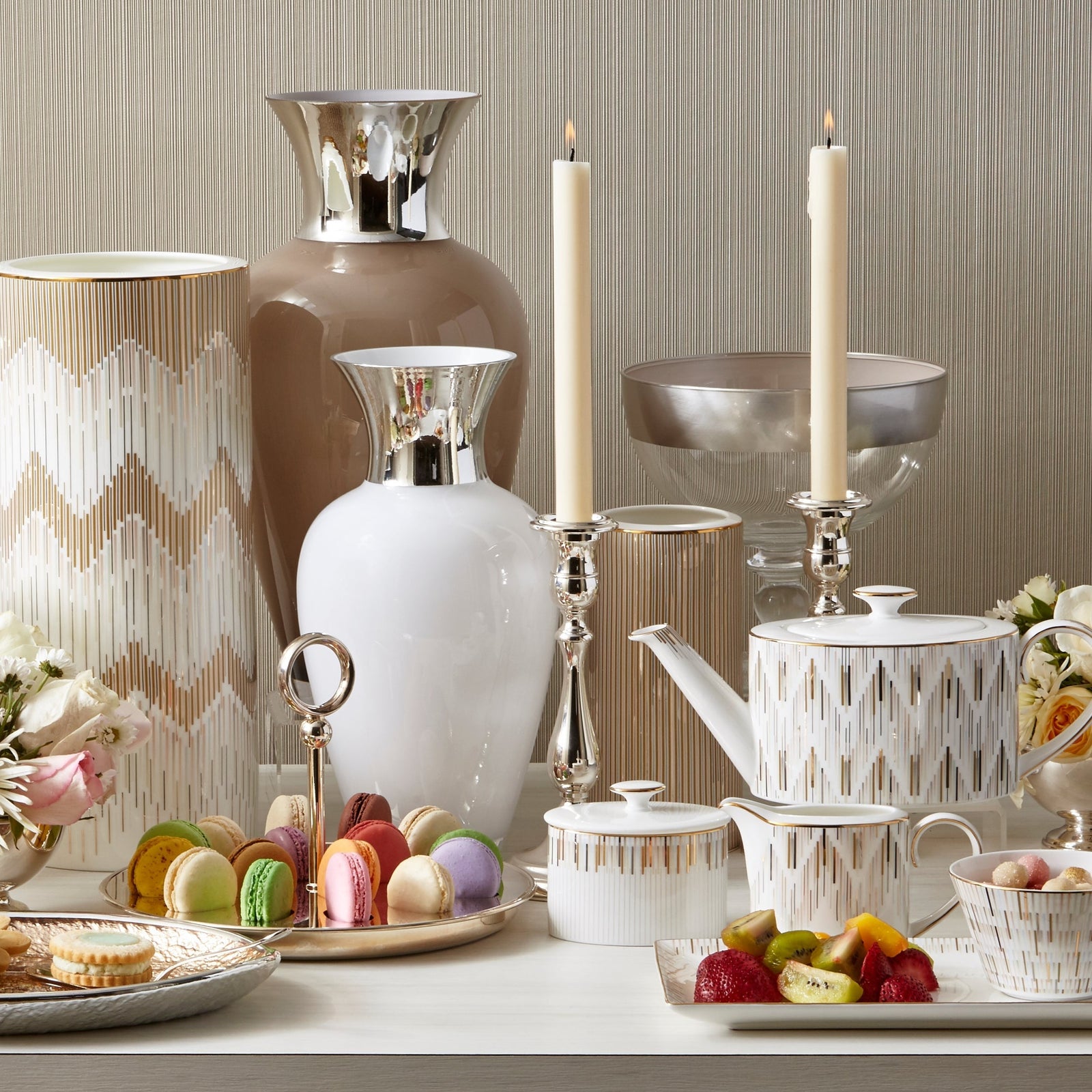 Prouna Luminous Salt & Pepper Shaker White Background Photo