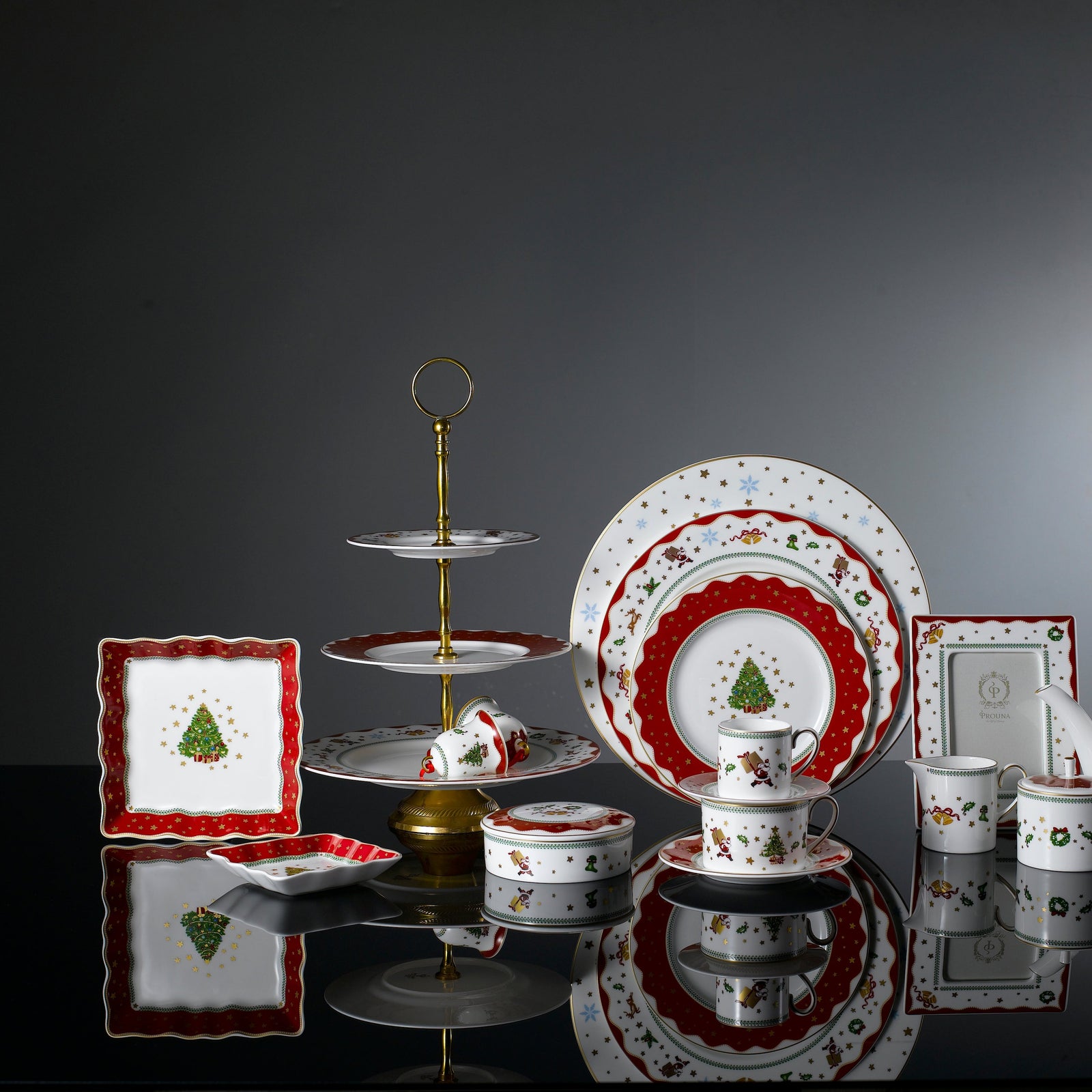 Prouna My Noel 7" Lace Square Tray White Background Photo